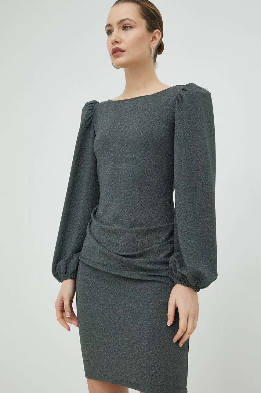 Weekend Max Mara Рокля в розово къса разкроен модел - Pepit.bg