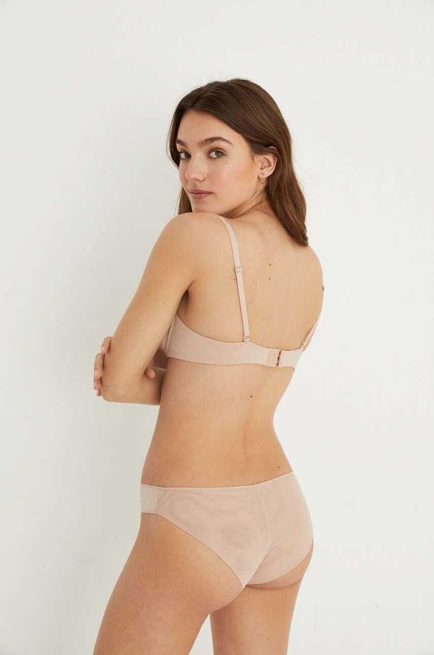 women'secret Сутиен PRETTY в бежово с изчистен дизайн - Pepit.bg