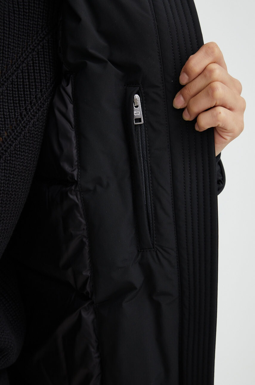 Woolrich Пухено яке в черно със зимна изолация - Pepit.bg