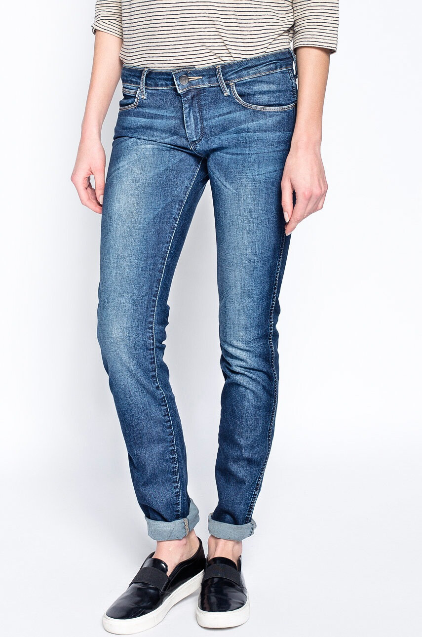 Wrangler Дънки Courtney Scuffed - Pepit.bg
