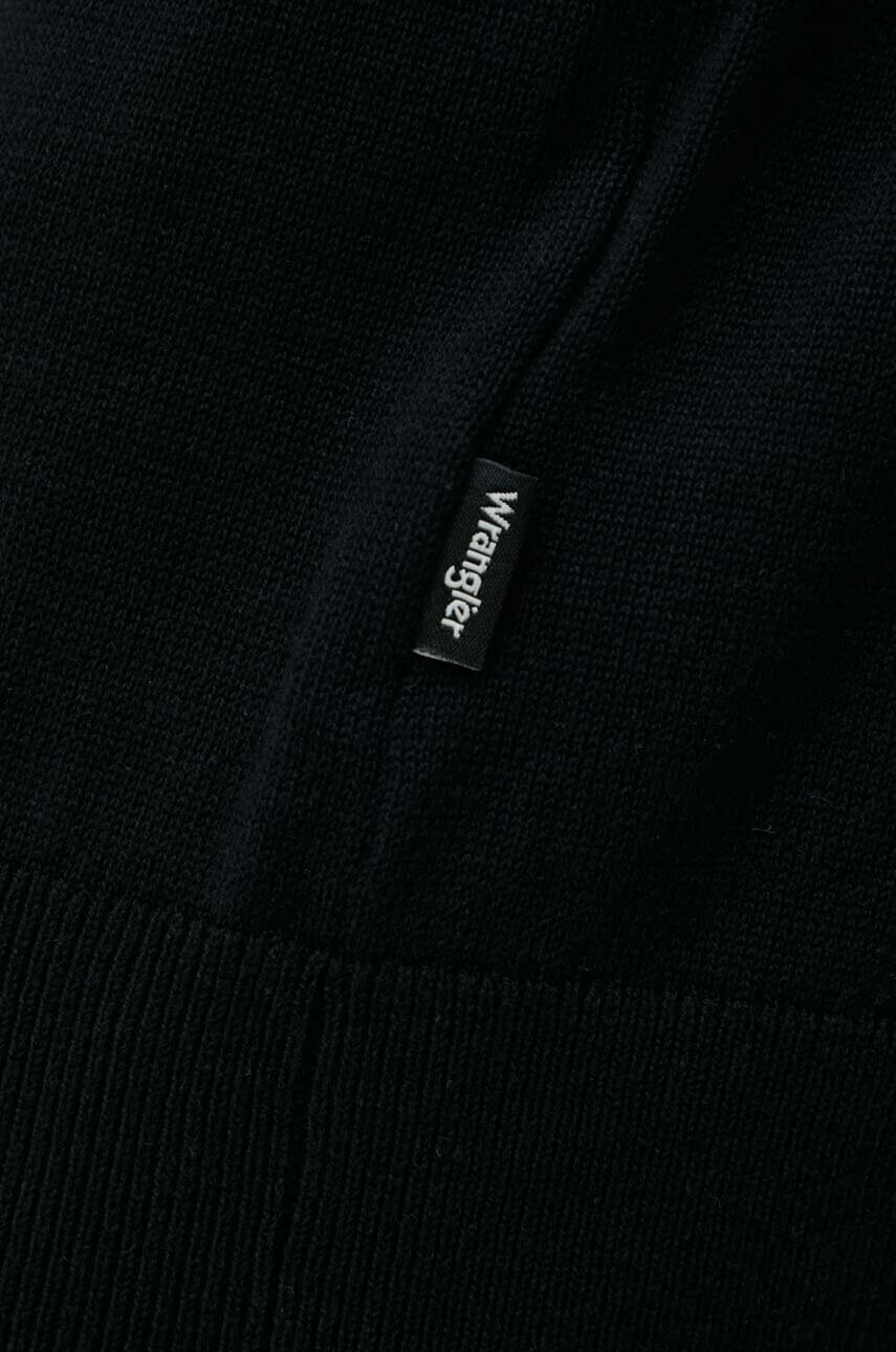 Wrangler Памучен пуловер в черно от лека материя - Pepit.bg