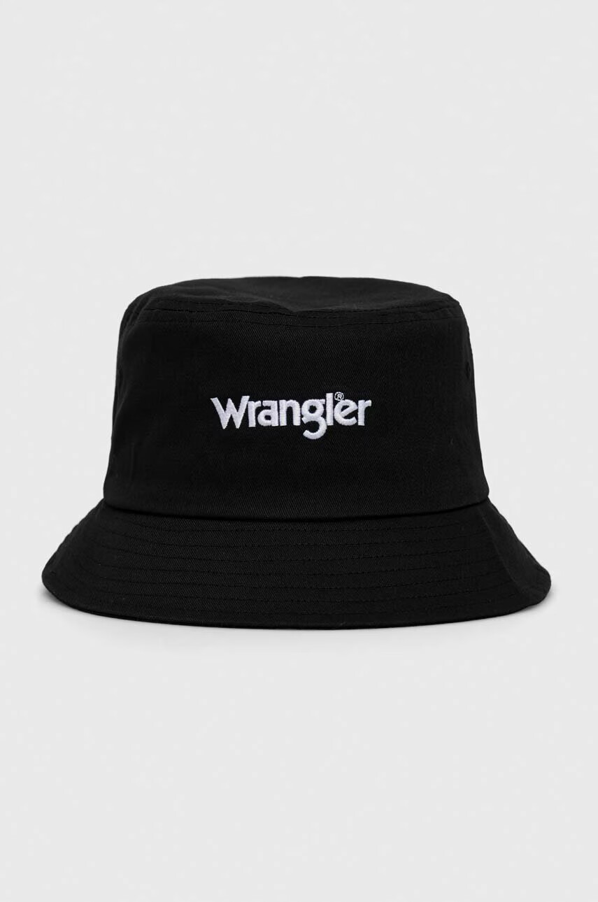 Wrangler Памучна капела в черно от памук - Pepit.bg