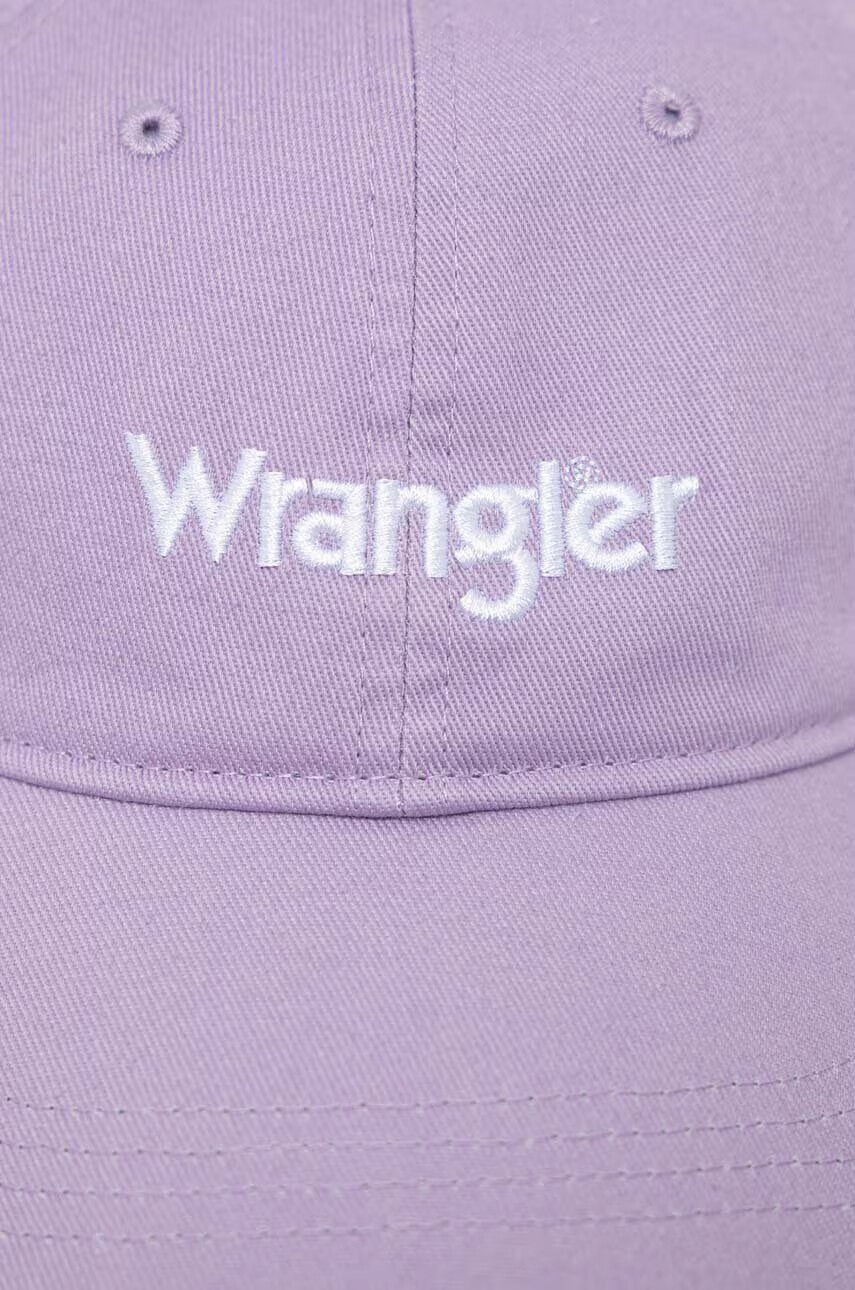 Wrangler Памучна шапка с козирка в лилаво с принт - Pepit.bg