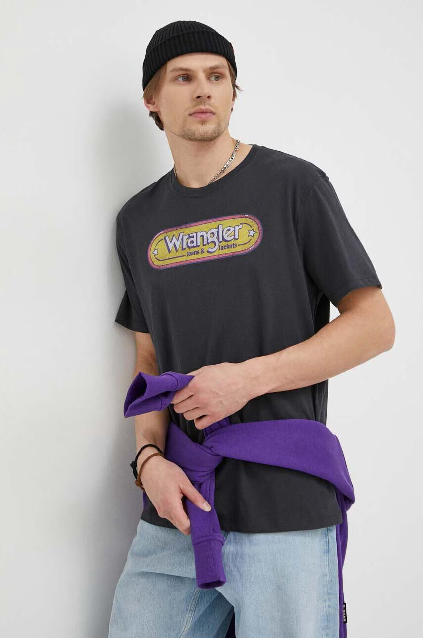 Wrangler Памучна тениска в черно с принт - Pepit.bg