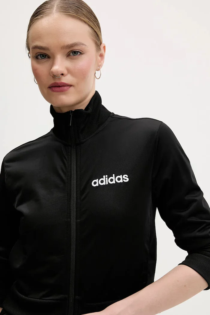 adidas Анцуг Glam в черно JZ6905