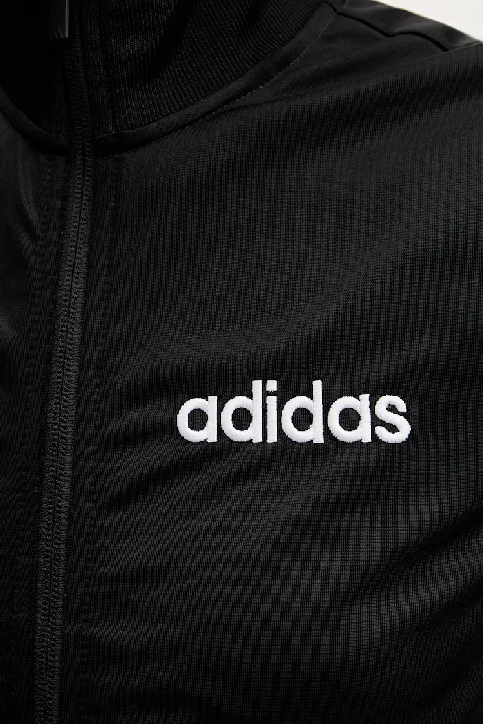 adidas Анцуг Glam в черно JZ6905