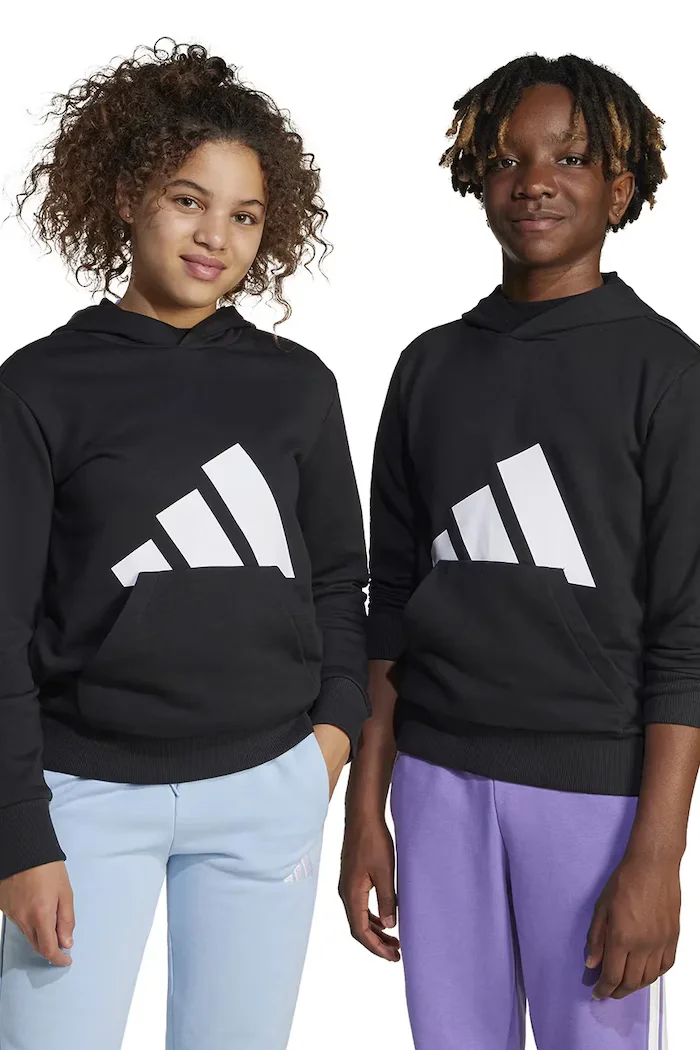 adidas Детски суичър в черно с качулка с принт JC9667