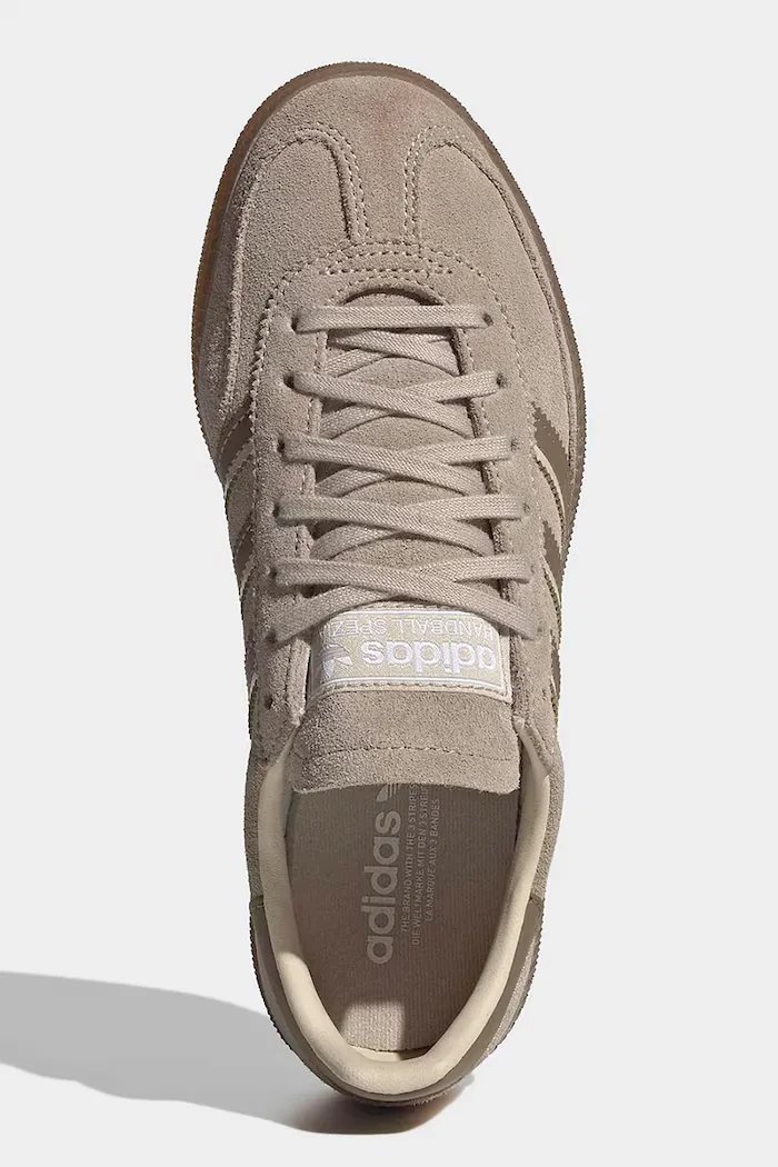 adidas Originals HANDBALL SPEZIAL маратонки за деца от велур бежови KK5034