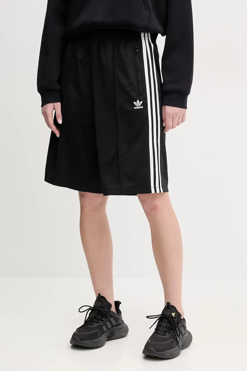 adidas Originals Къс панталон Firebird
