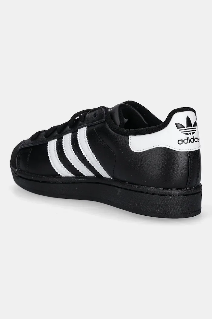 adidas Originals Маратонки Superstar II в черно JH9977