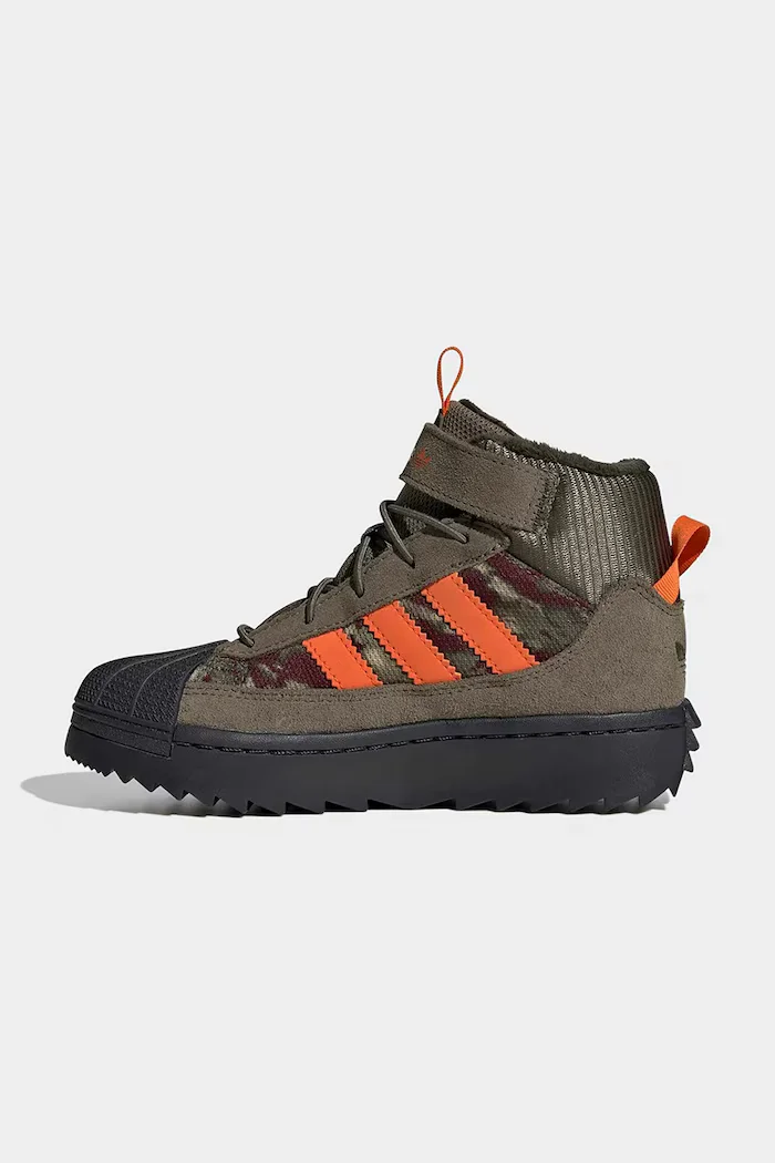 adidas Originals обувки за деца SUPERSTAR WINTER TREK зелени KH9792