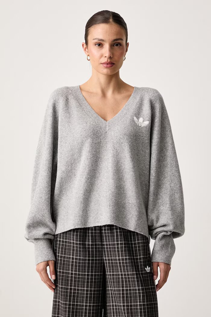 adidas Originals пуловер дамски Essentials Knit сив IA4446