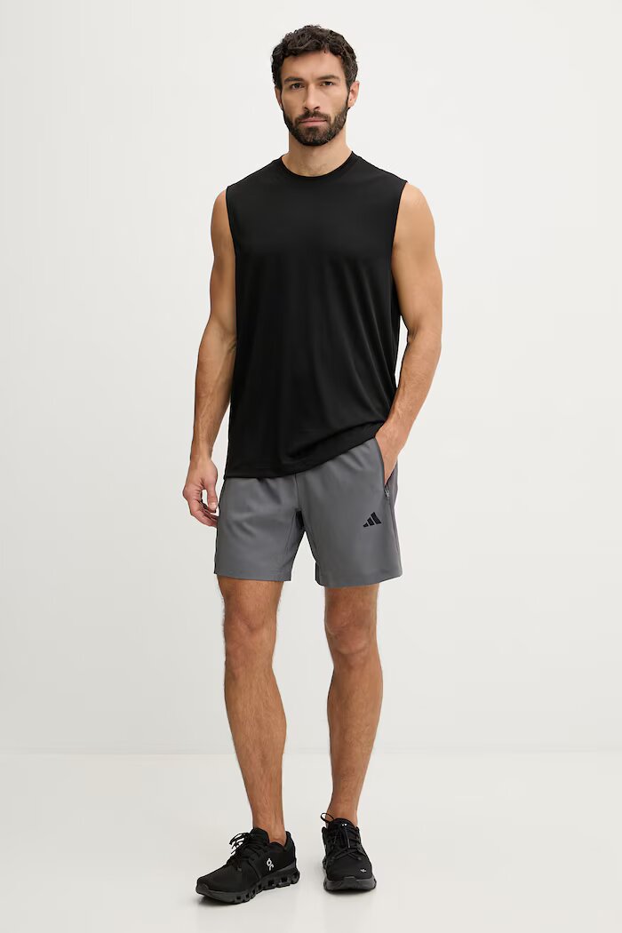 adidas Performance Къс панталон за трениране в сиво KD2949