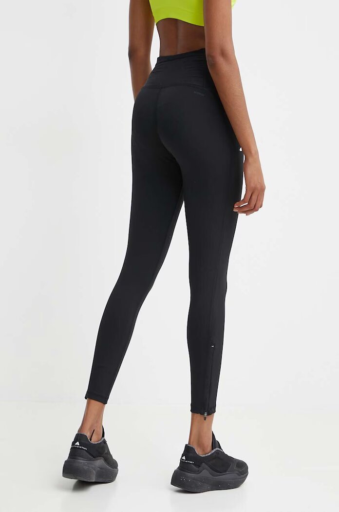 adidas Performance Клин за бягане Adizero Essentials в черно с изчистен дизайн IP3085