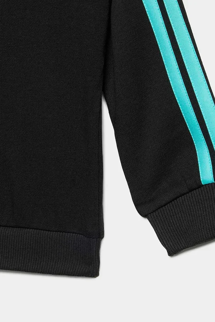 adidas Performance Комплект бебешки спортен екип с памук MERCEDES в черно KE5933