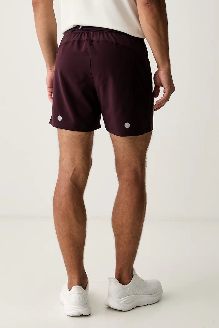 Asics спортен къс панталон мъжки ROAD 5IN SHORT бордо със стандартна талия 2011D247.600