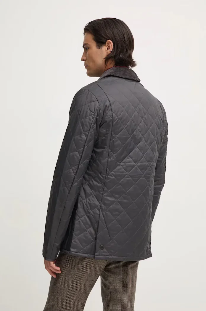 Barbour Яке в черно преходен модел