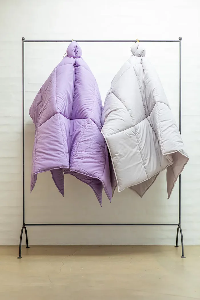 bongusta Памучно покривало Puffy 150 x 200 cm в сиво
