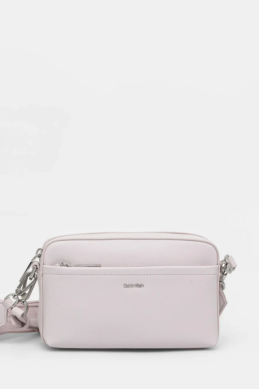 Calvin Klein Чанта