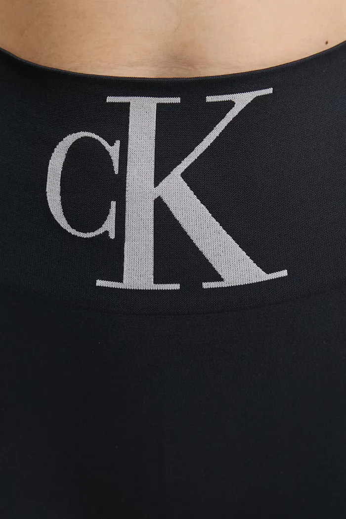 Calvin Klein Jeans Клин в черно с принт 701233380