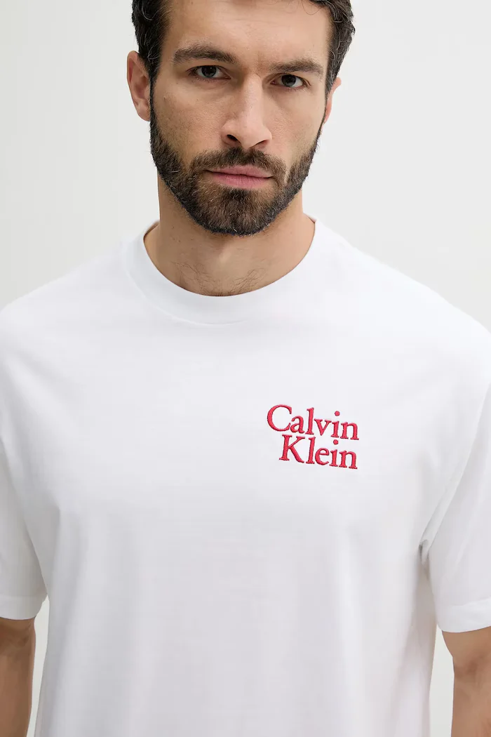 Calvin Klein Jeans Памучна тениска в бяло с апликация LV04RC808G