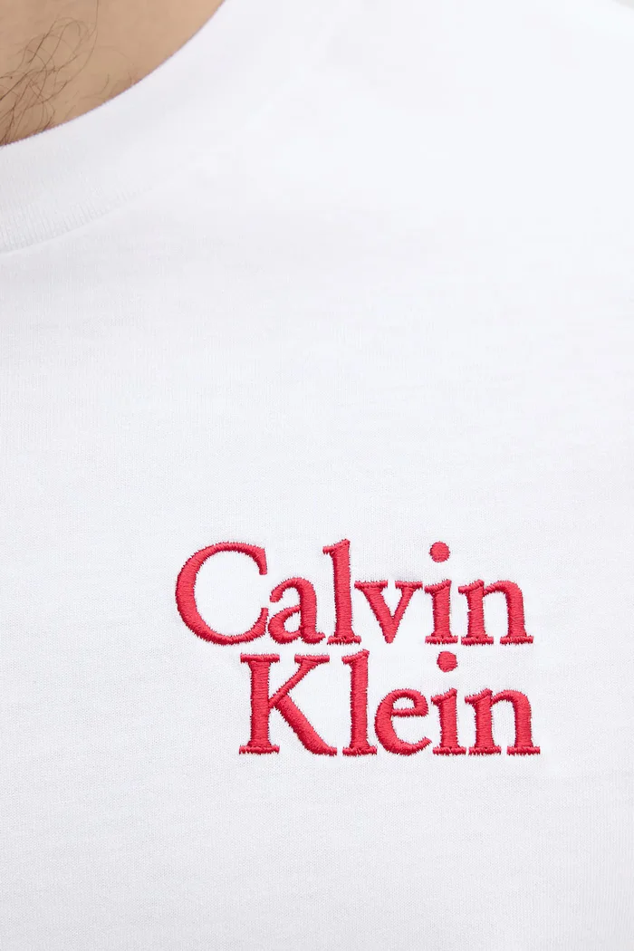 Calvin Klein Jeans Памучна тениска в бяло с апликация LV04RC808G