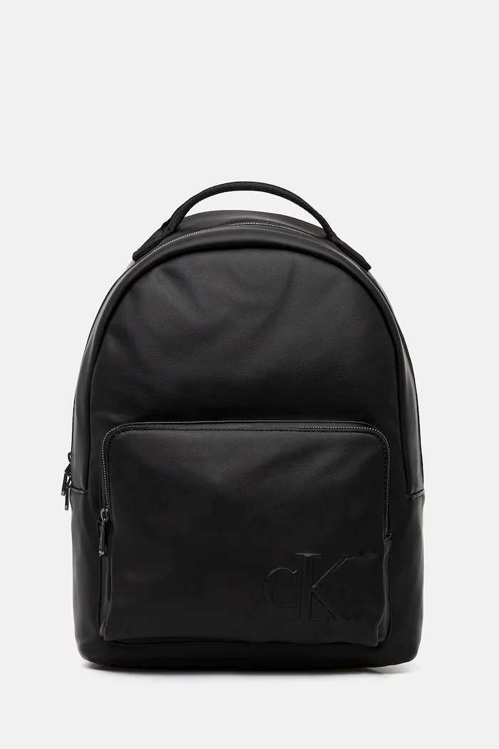 Calvin Klein Раница в черно голям размер с изчистен дизайн LV04D3246G