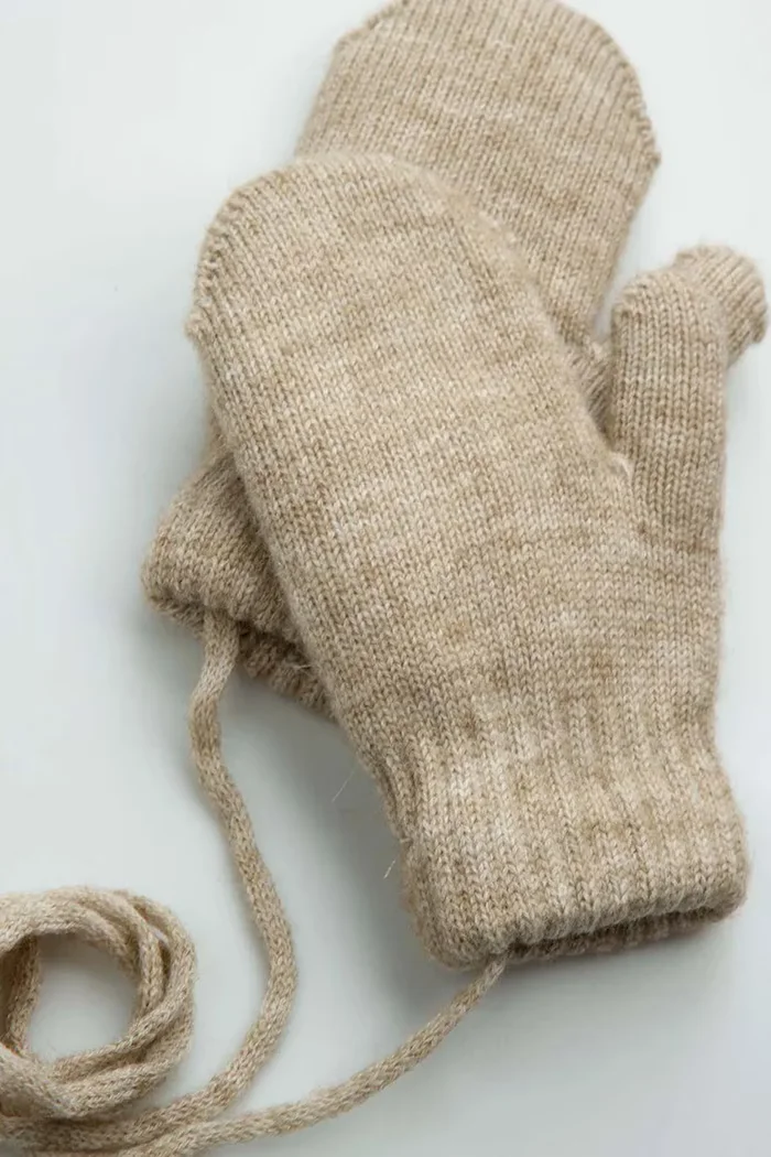Coccodrillo ръкавици за деца бежови ACCESSORIES WINTER BOY