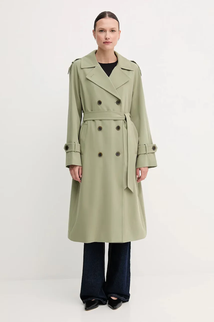 DKNY Палто