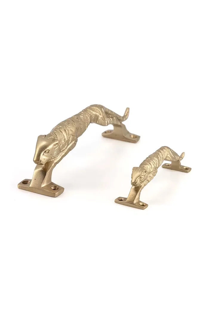 Doing Goods Дръжка за мебели James Jaguar Doorhandle в жълто