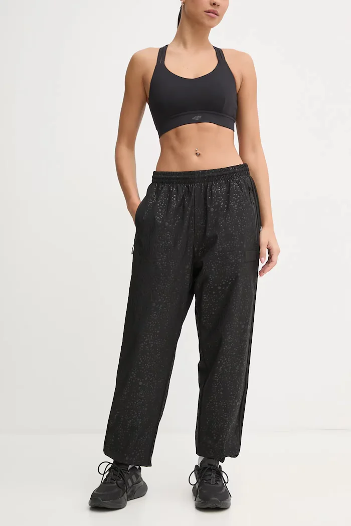 EA7 Emporio Armani Спортен панталон в черно с десен TNGLZ.6DUP29