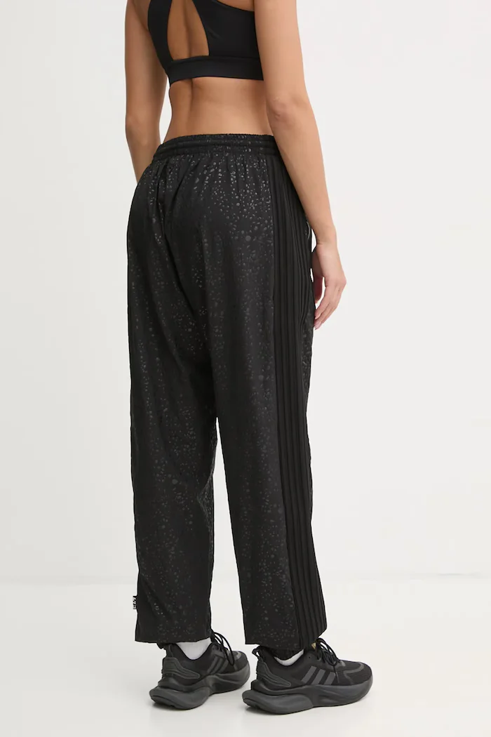 EA7 Emporio Armani Спортен панталон в черно с десен TNGLZ.6DUP29