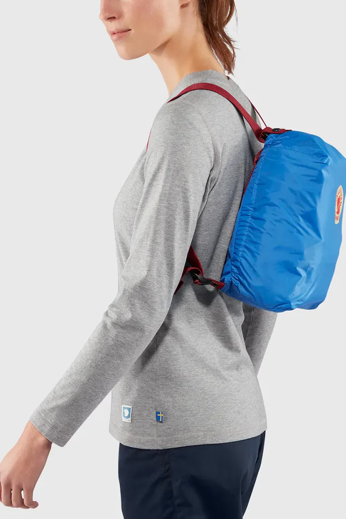 Fjallraven Дъждобран за раница Kanken в синьо F23795