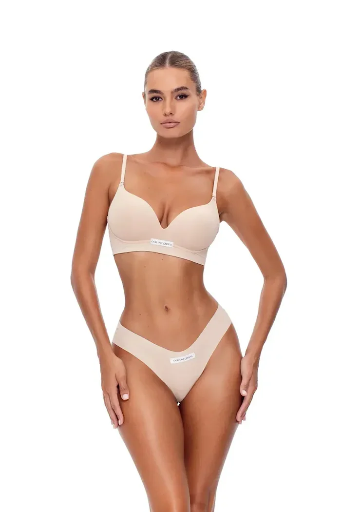 god save queens Сутиен SECOND SKIN BRA WIRE-FREE в бежово с изчистен дизайн GSQ-135-114