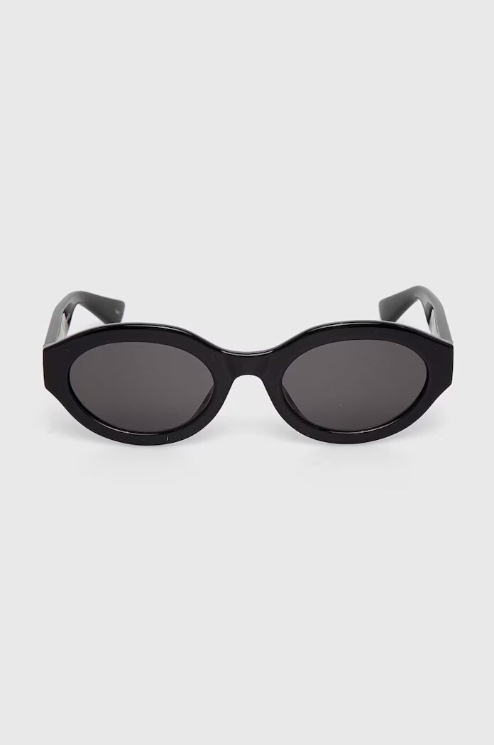 Gucci Слънчеви очила в черно GG1579S