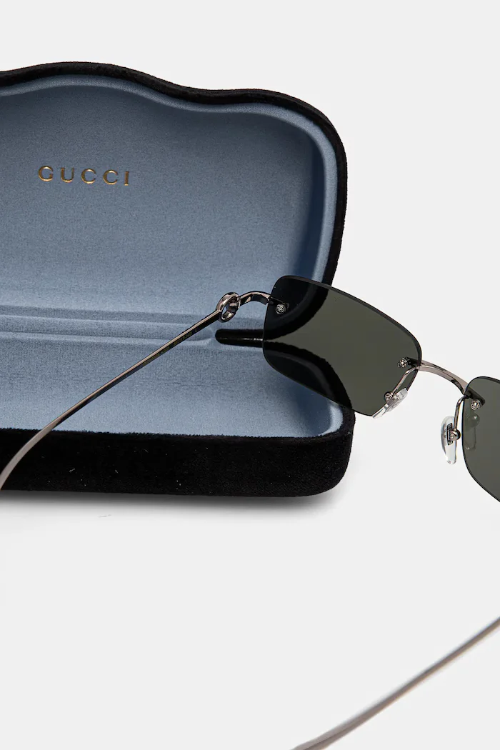 Gucci Слънчеви очила в сребристо GG1703S