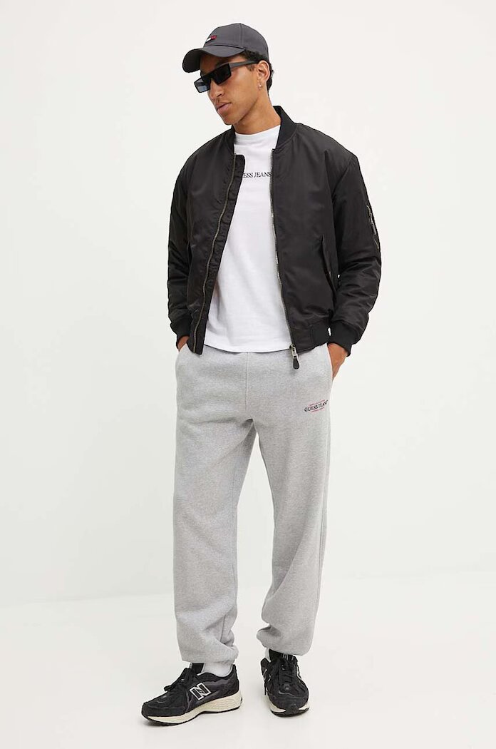 Guess Jeans Спортен панталон в сиво с изчистен дизайн M4YB18 K9V31