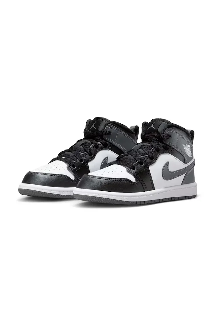 Jordan 1 Mid маратонки за деца от кожа черни DQ8424