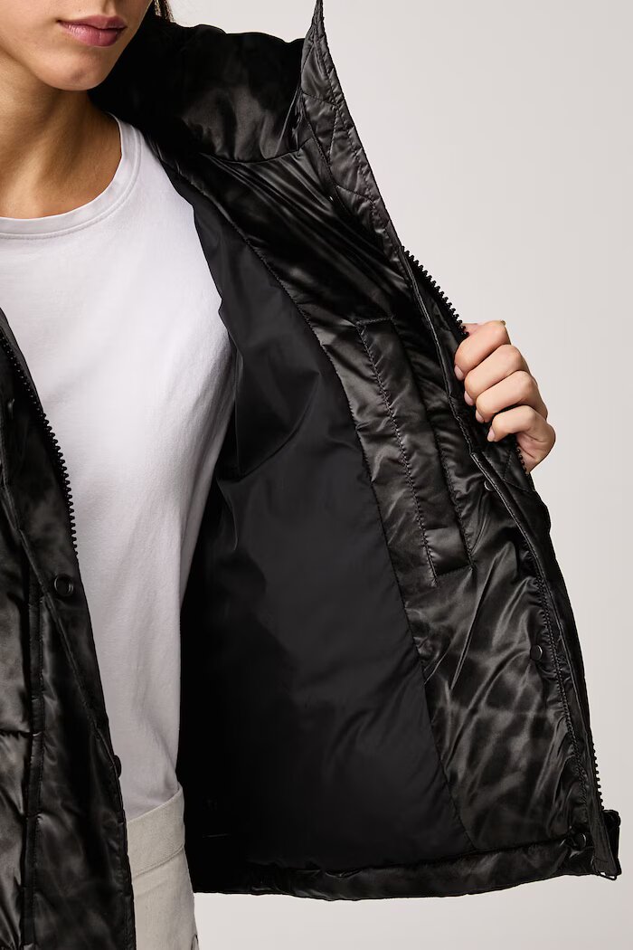 Karl Lagerfeld Jeans яке дамско черно B4W15059