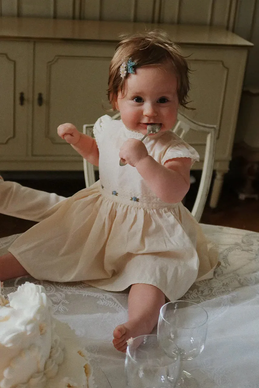 Konges Sløjd Бебешка памучна рокля CELEBRATION AALIYAH BABY SET GOTS
