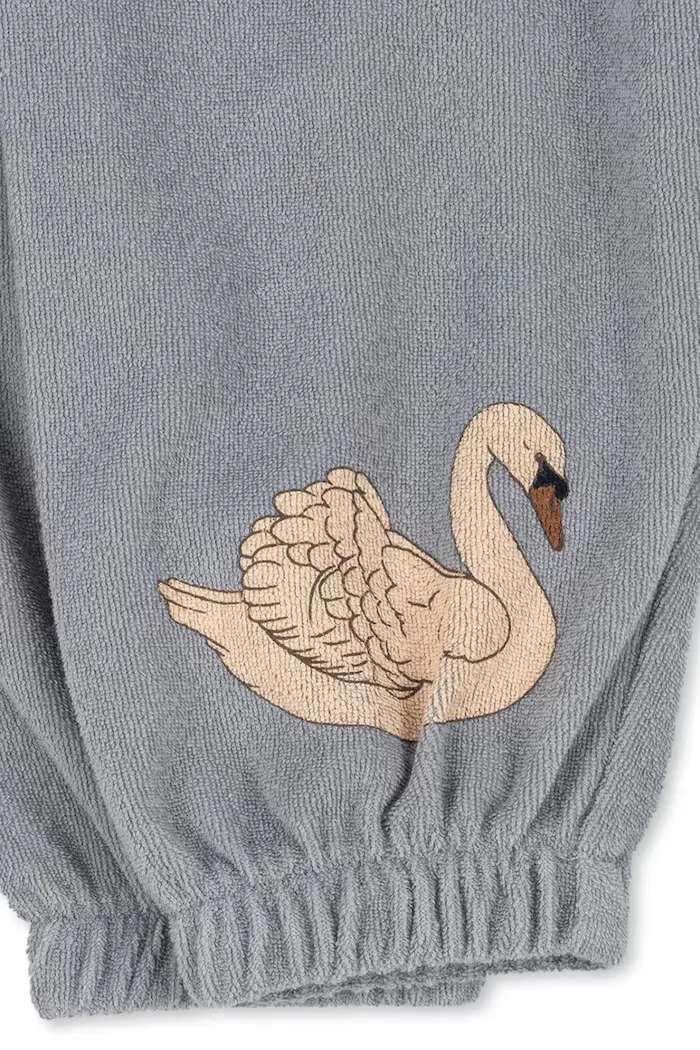 Konges Sløjd спортен панталон за деца с памук ITTY SWEATPANTS GOTS син със стандартна талия KS107614