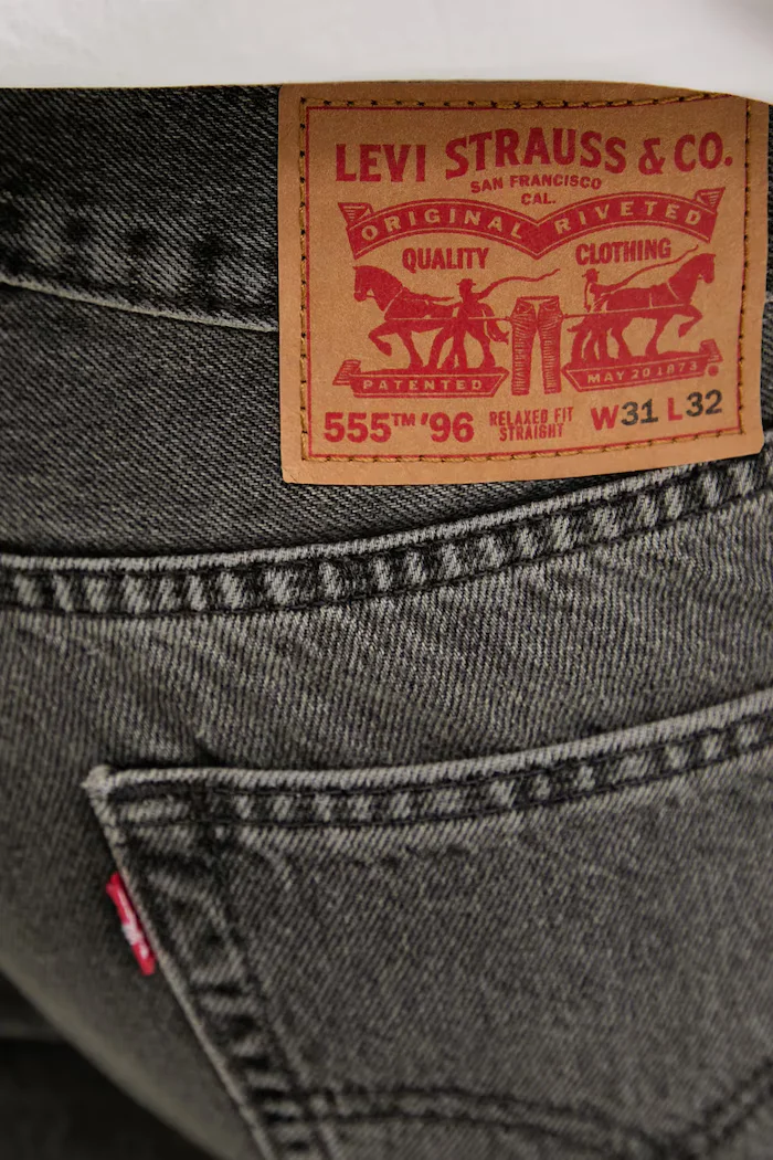 Levi's дънки прави мъжки 555 RELAXED STRAIGHT сиви A7223