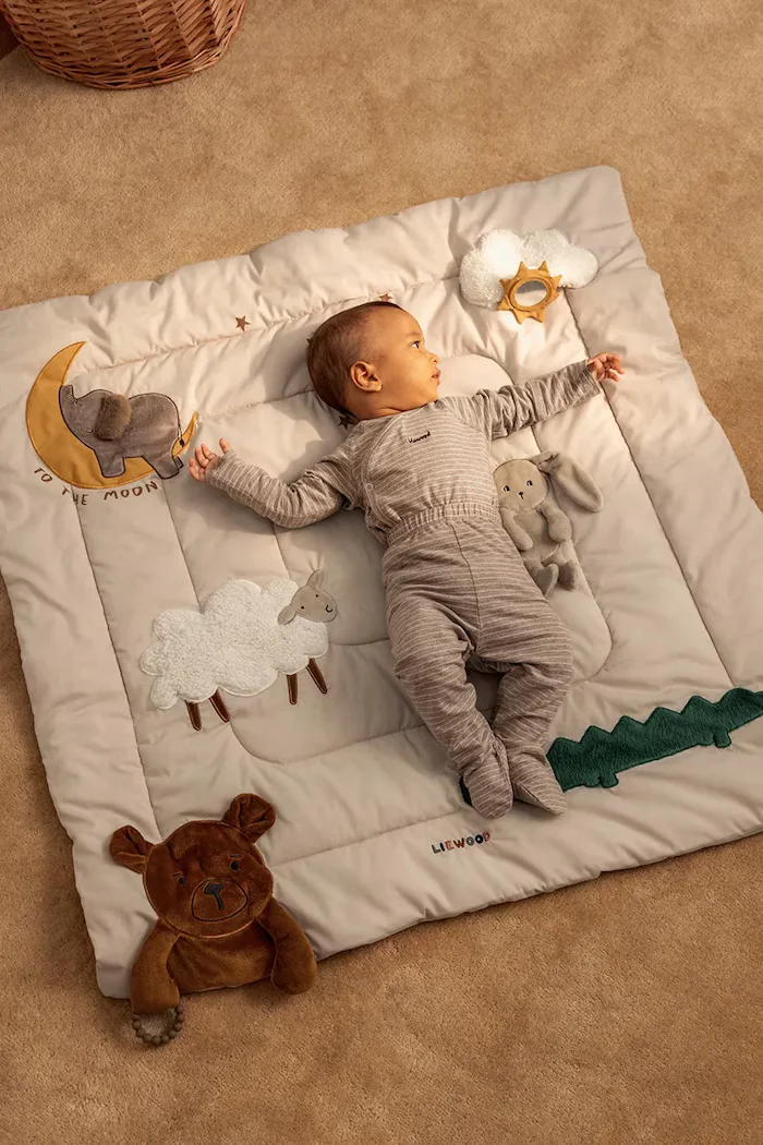 Liewood Бебешко одеяло Bernet Classic Activity Blanket LW20139