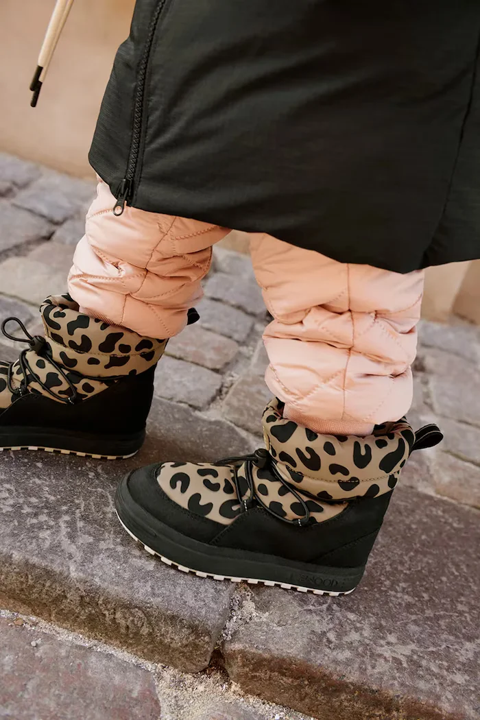 Liewood Зимни обувки Zoey Snowboot в бежово LW20351