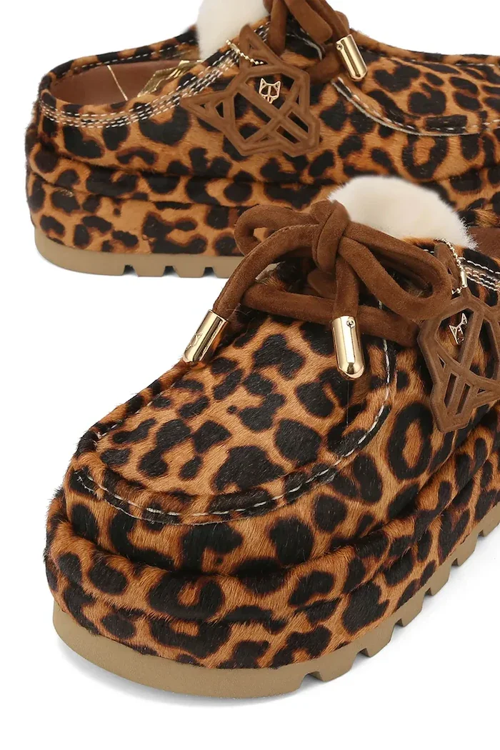 Naked Wolfe Кожени чехли Blizzard в кафяво Blizzard.Leopard
