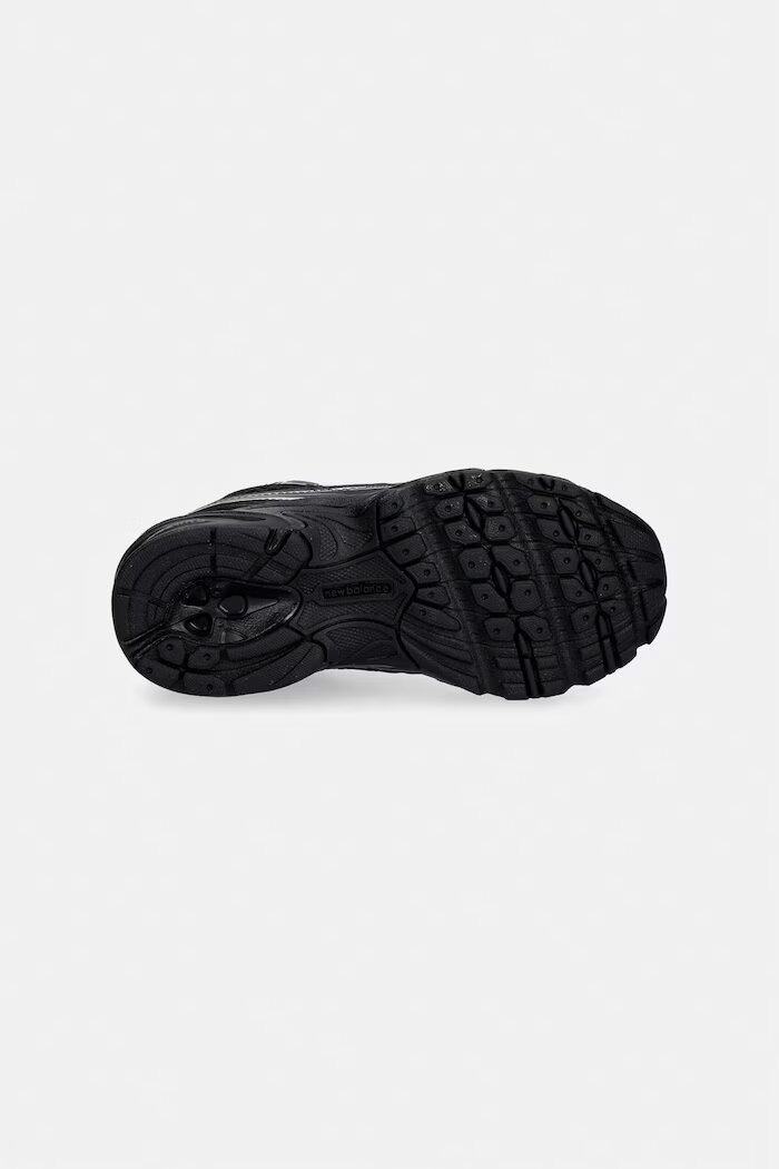 New Balance 740 маратонки за деца черни PZ740BM