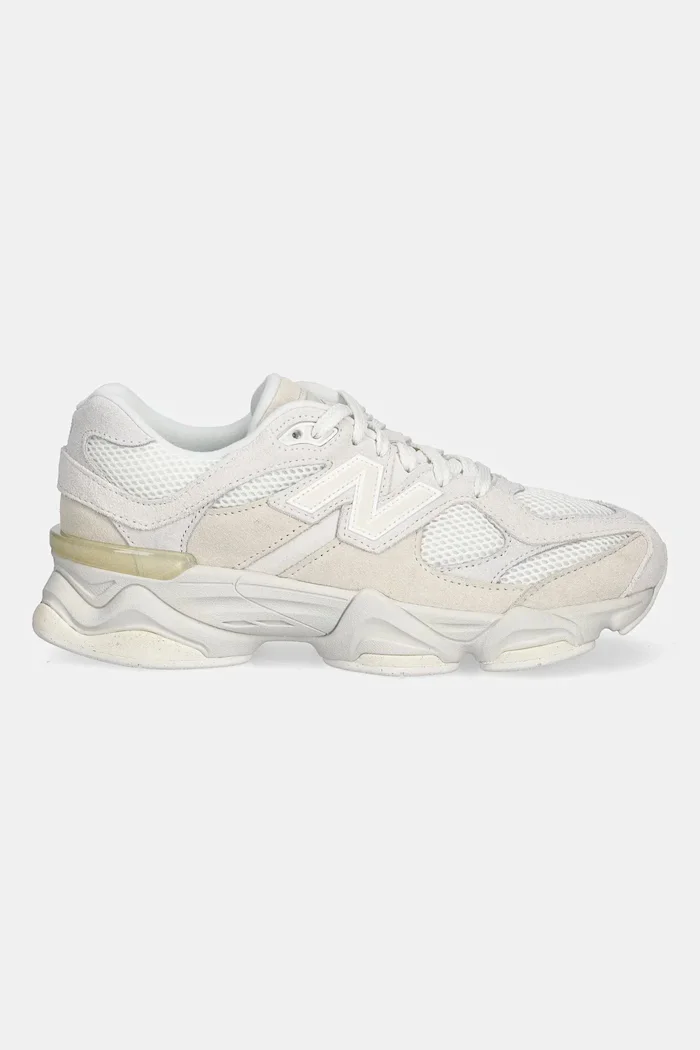 New Balance 9060 бежови GC9060ER