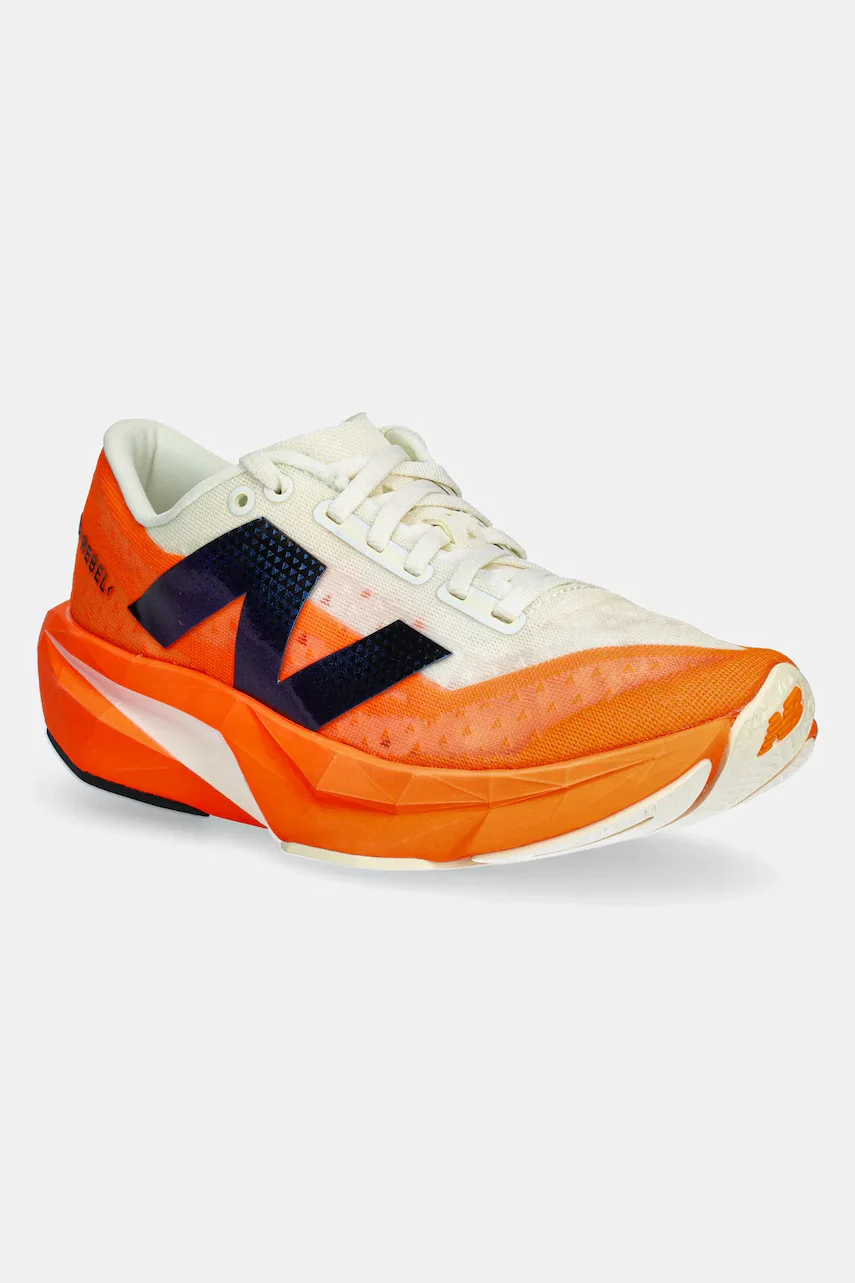 New Balance Обувки за бягане FuelCell Rebel v4