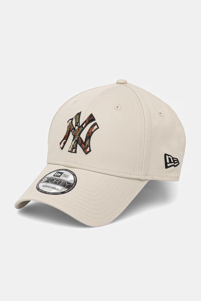 New Era Шапка с козирка CAMO INFILL 9FORTY® в бежово 60771850