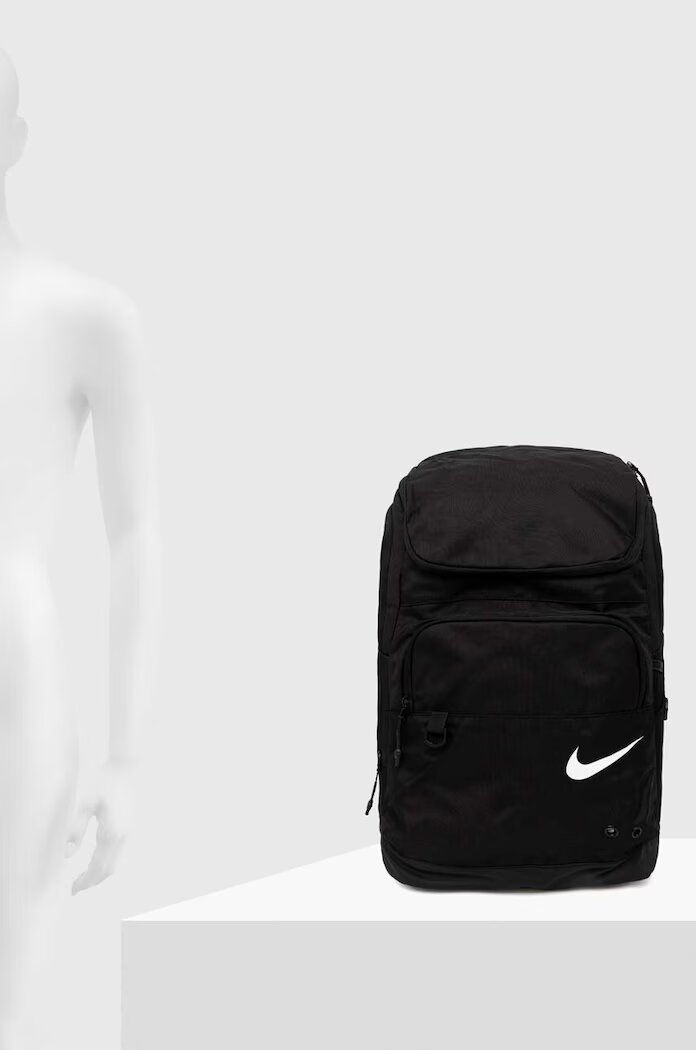 Nike Раница в черно голям размер с изчистен дизайн
